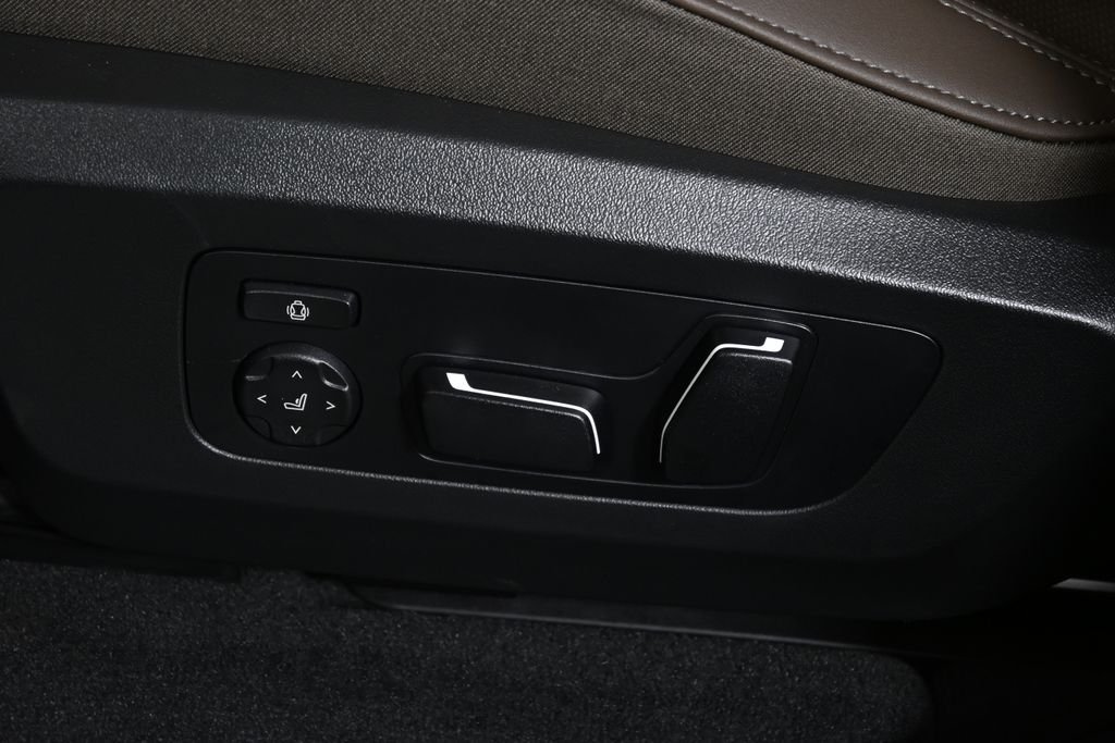Used 2026 Gray BMW 30 xDrive image 25