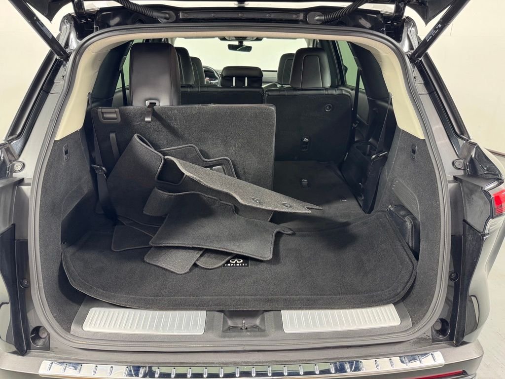 Used 2023 Mineral Black INFINITI LUXE image 32
