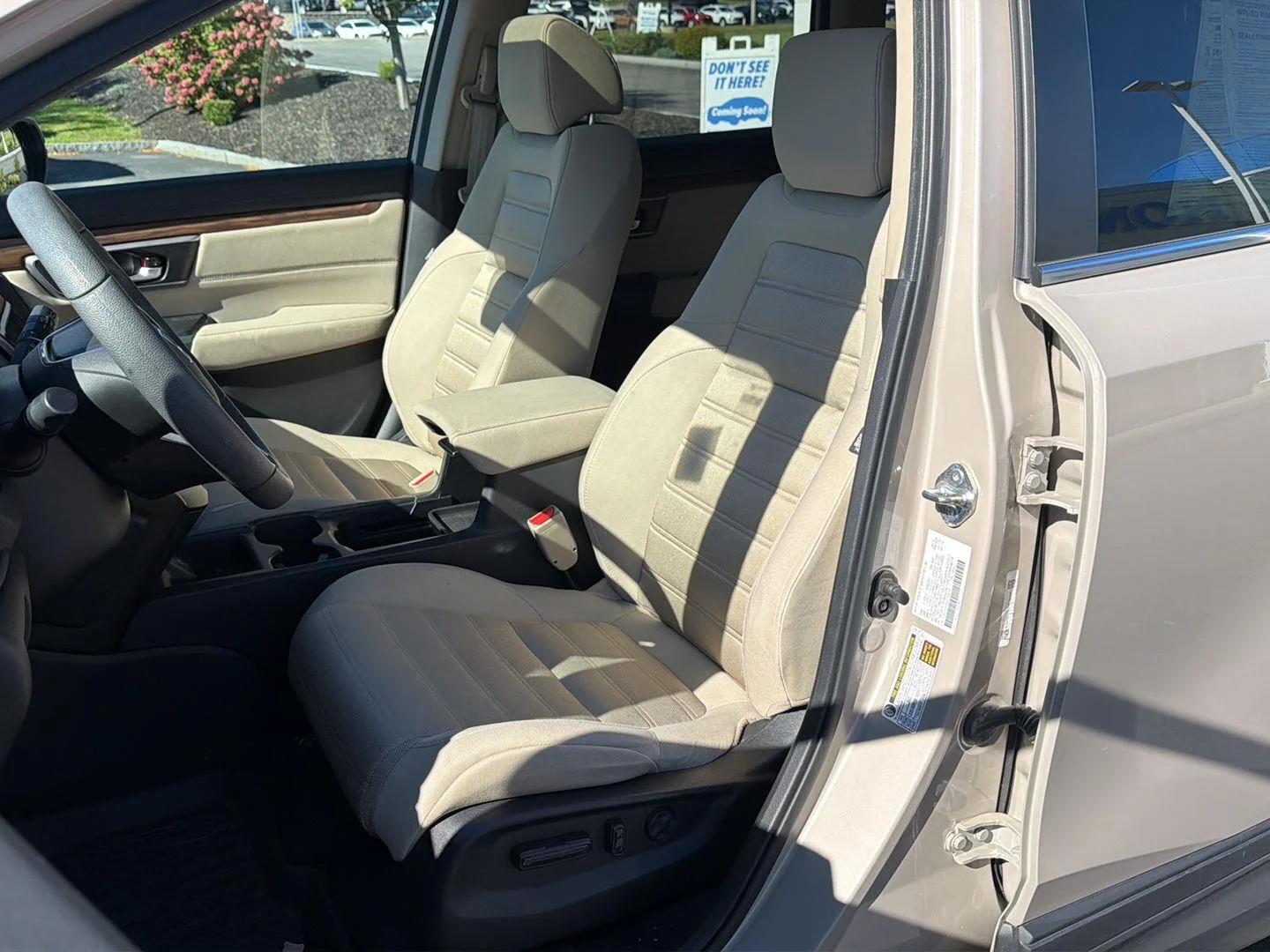 Used 2018 Sandstorm Metallic Honda EX image 17