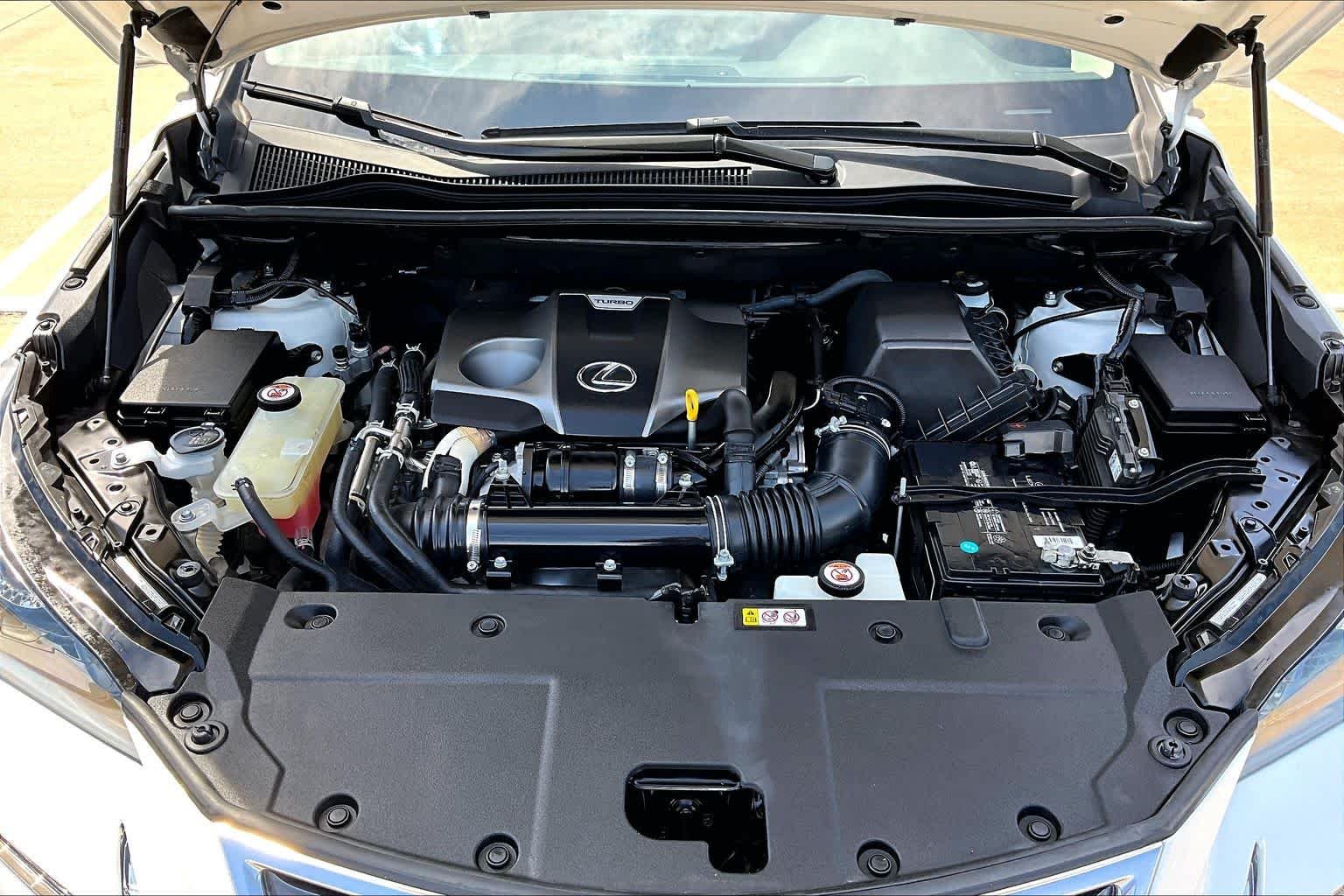 Used 2021 Eminent White Pearl Lexus  image 32