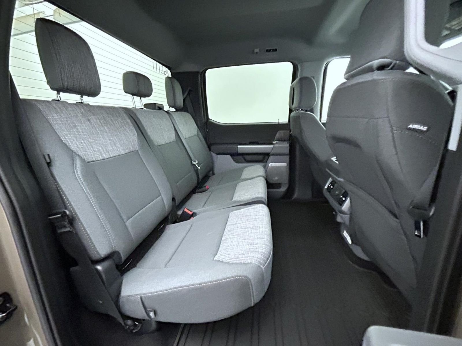 New 2026 Marsh Gray Ford XLT image 18