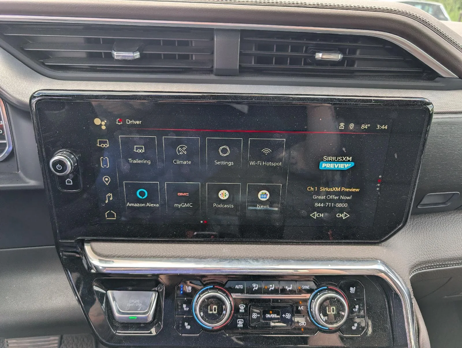 Used 2024 White Frost Tricoat GMC Denali image 20