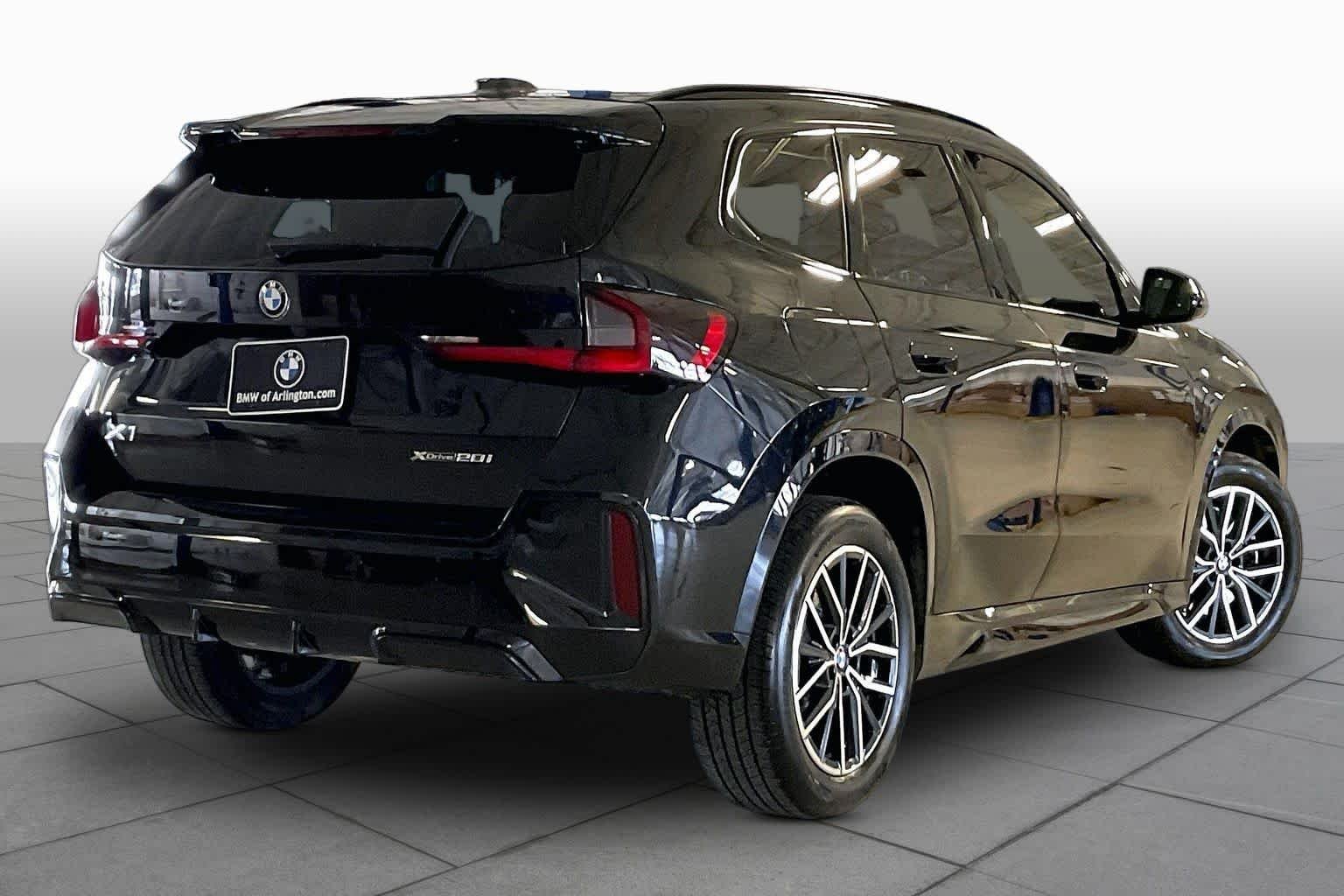 Certified Used 2023 Black Sapphire Metallic BMW xDrive28i image 12