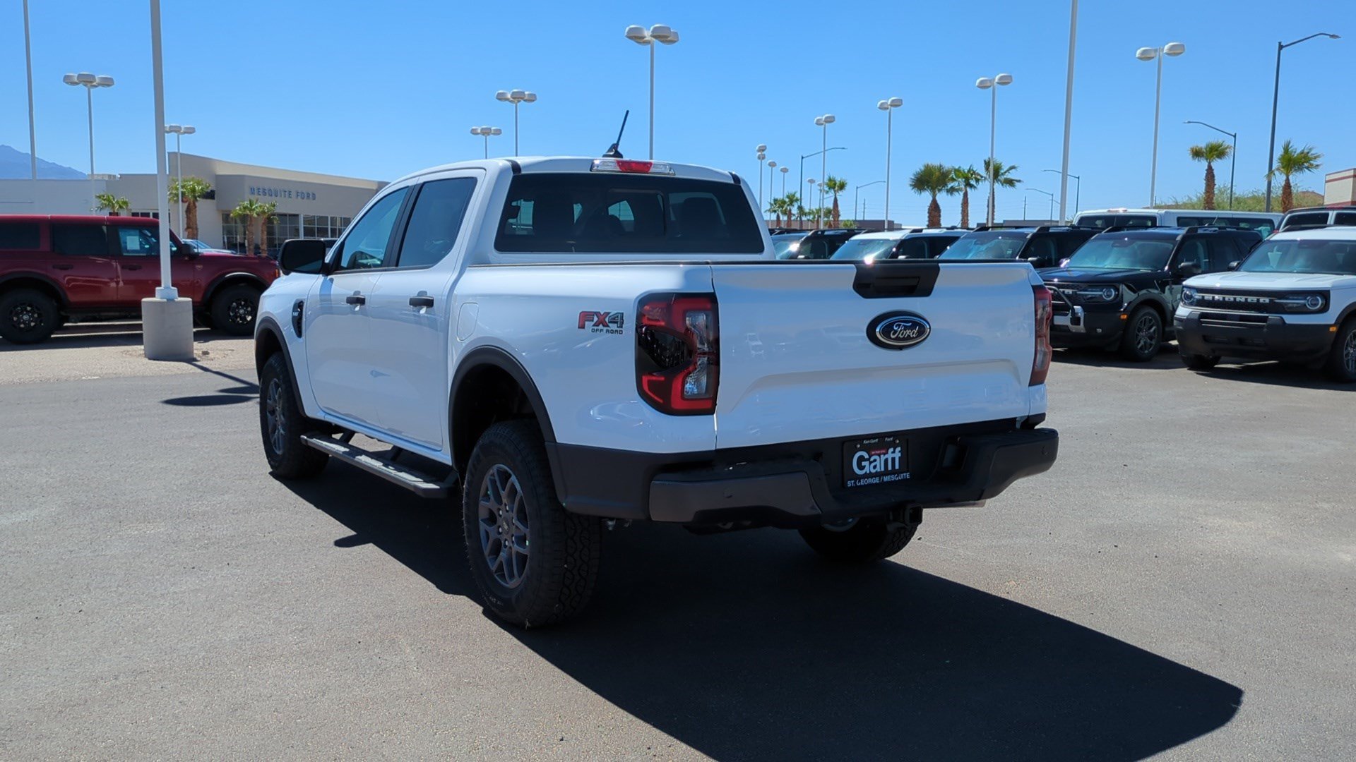 New 2026 Oxford White Ford XLT image 5