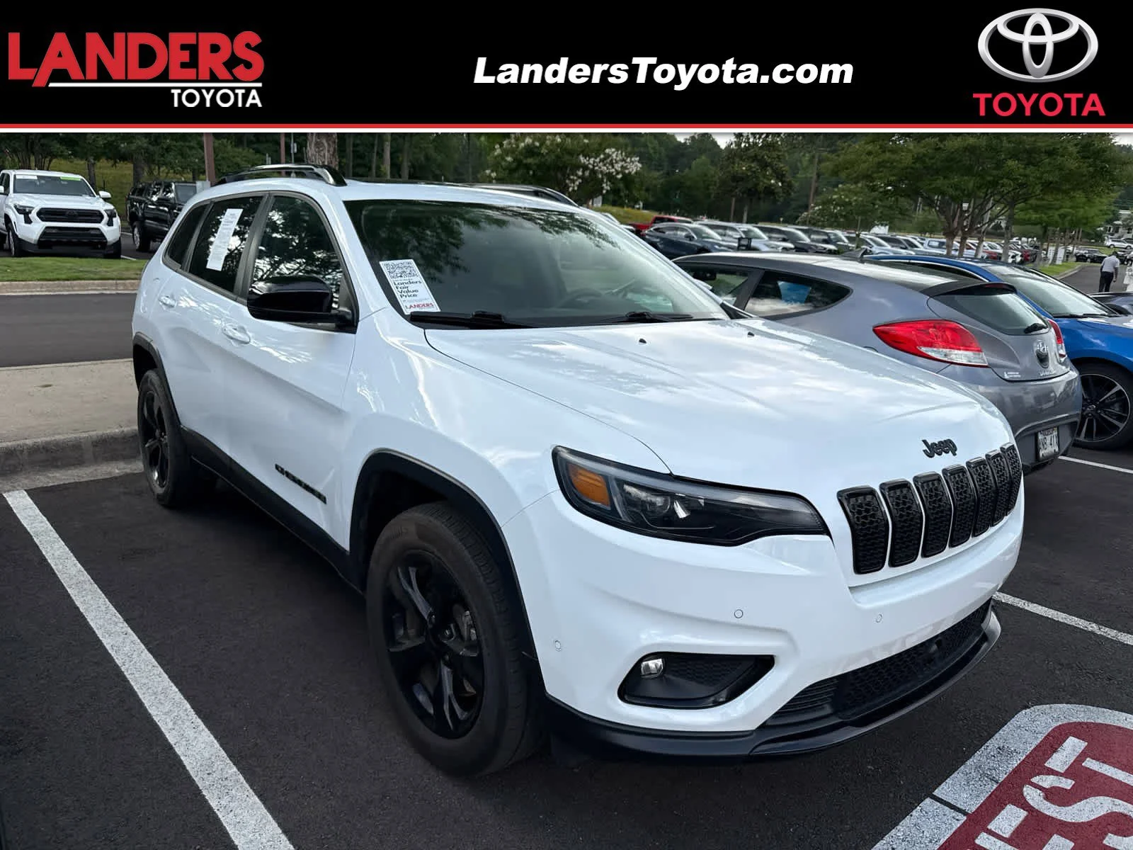 2023 Jeep Cherokee Altitude Lux 4X4's photo
