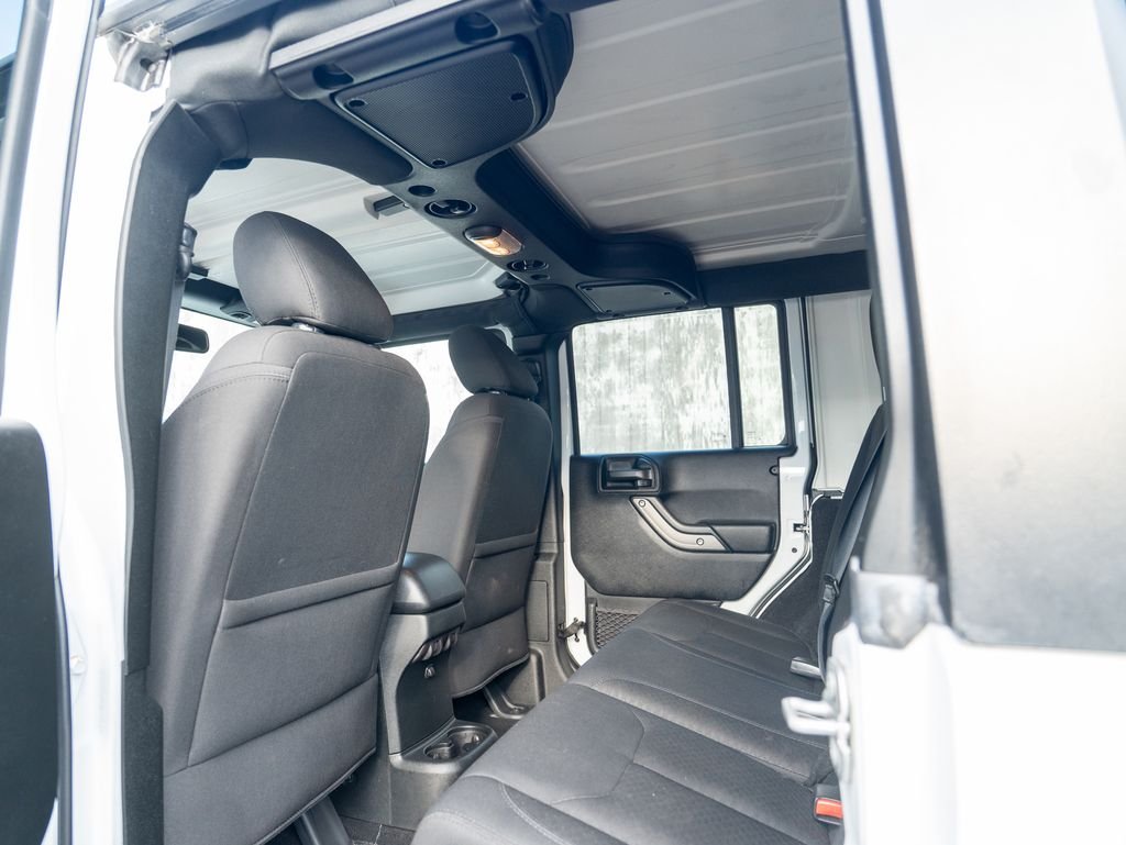 Used 2017 White Jeep Unlimited Sport image 35
