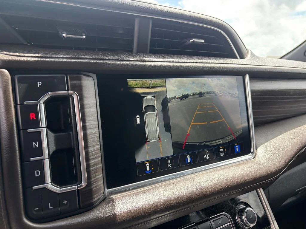 Used 2022 Green GMC Denali image 18