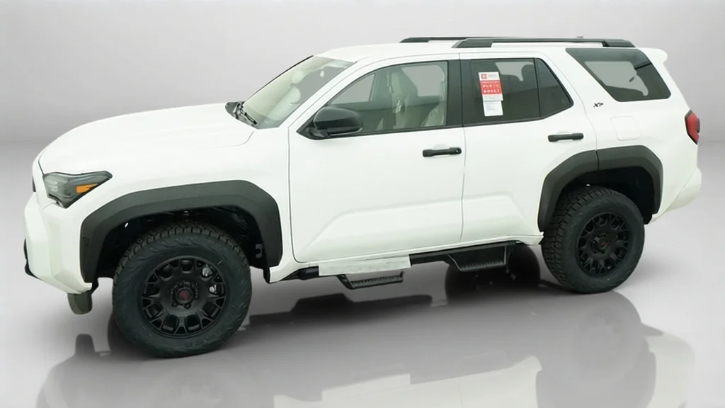 New 2026 Ice Cap Toyota SR5 image 3