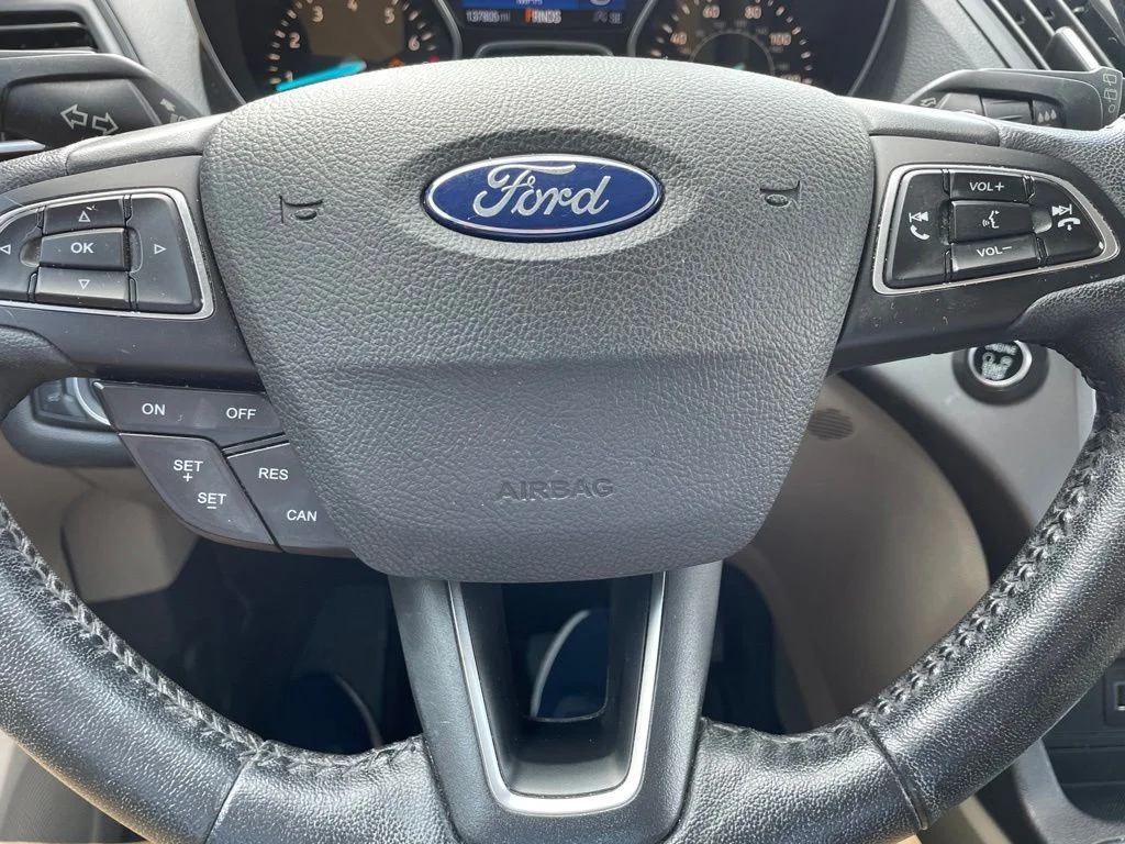Used 2019 White Ford SEL image 18