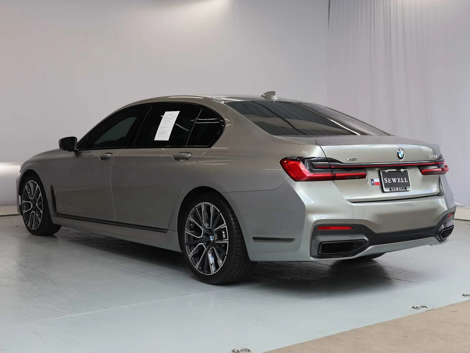Certified Used 2022 Donington Gray Metallic BMW 750i xDrive image 6