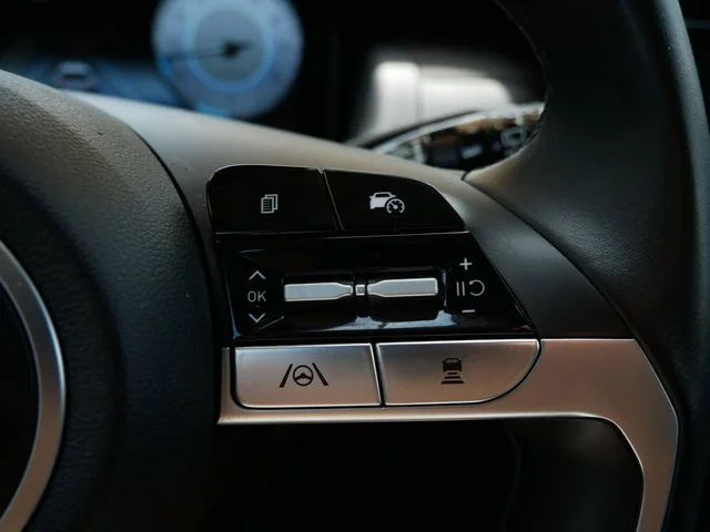Used 2022 Quartz Hyundai SEL image 19