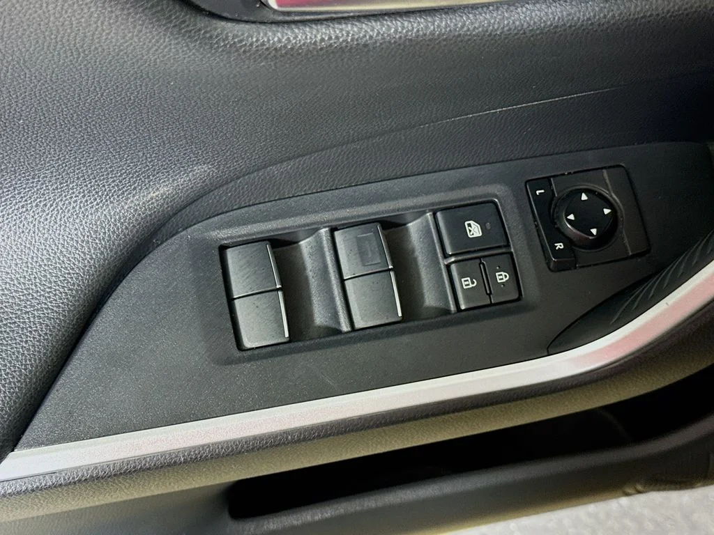 Used 2019 Midnight Black Metallic Toyota Limited image 19