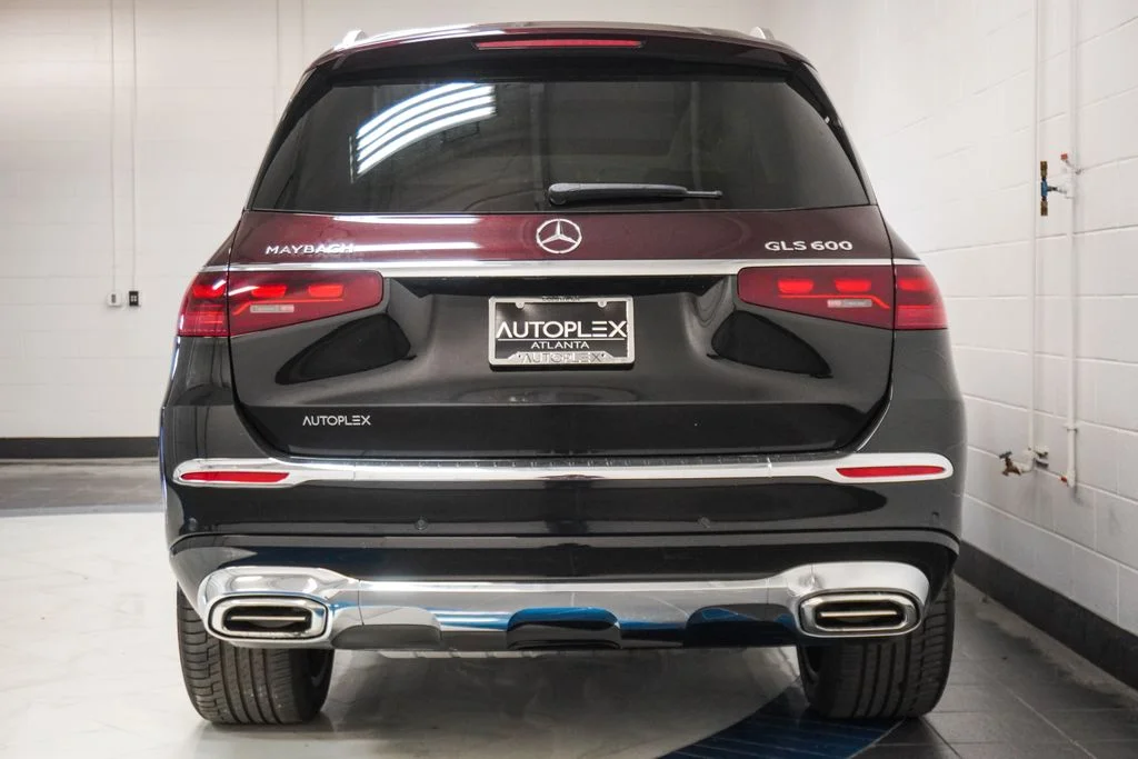 Used 2024 Black Mercedes-Benz Maybach GLS 600 image 38