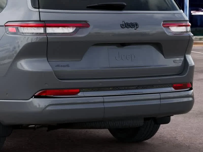 New 2027 Sting-Gray Clearcoat Jeep Summit image 13