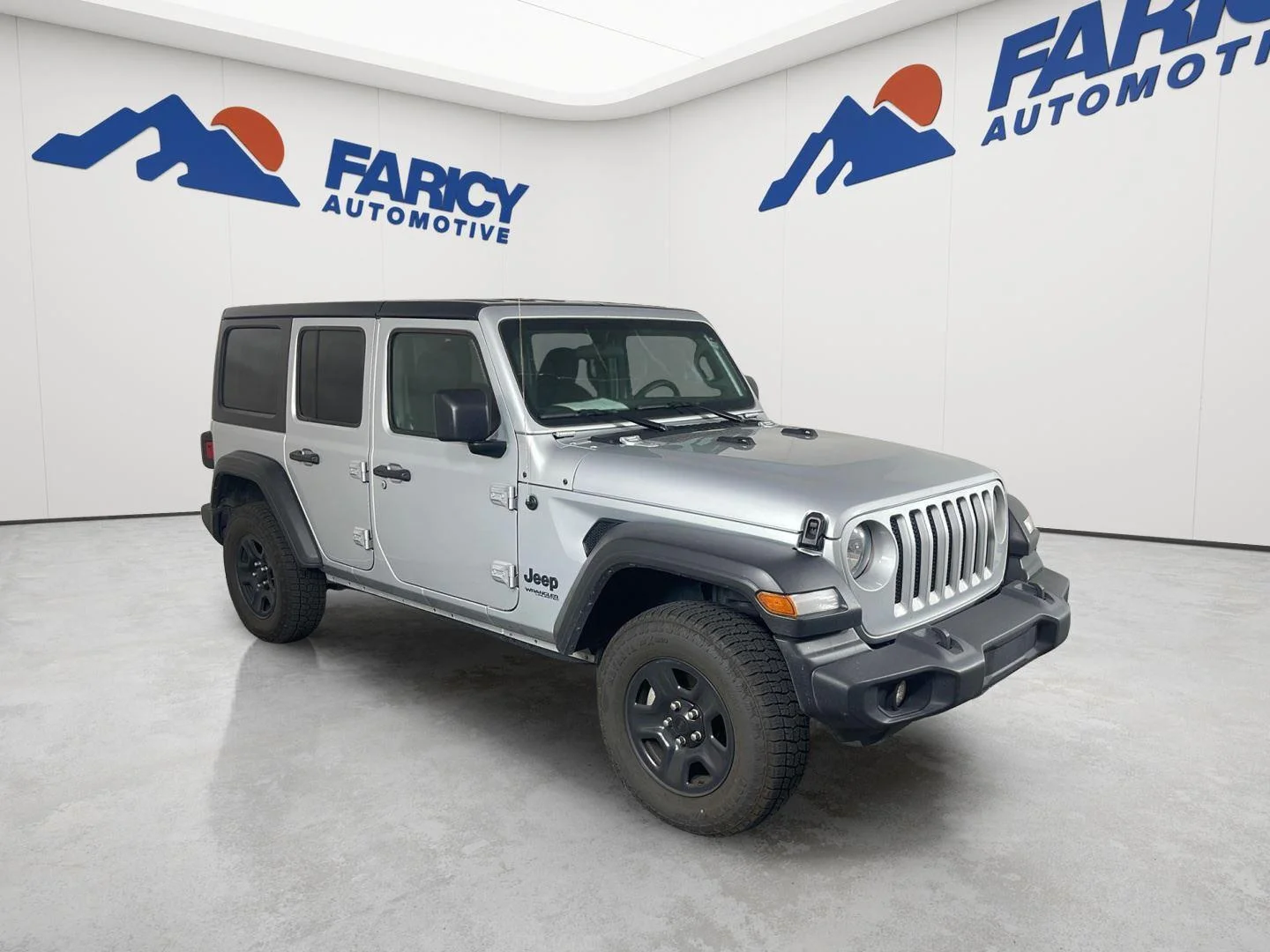 Used 2022 Silver Zynith Clearcoat Jeep Unlimited Sport image 5
