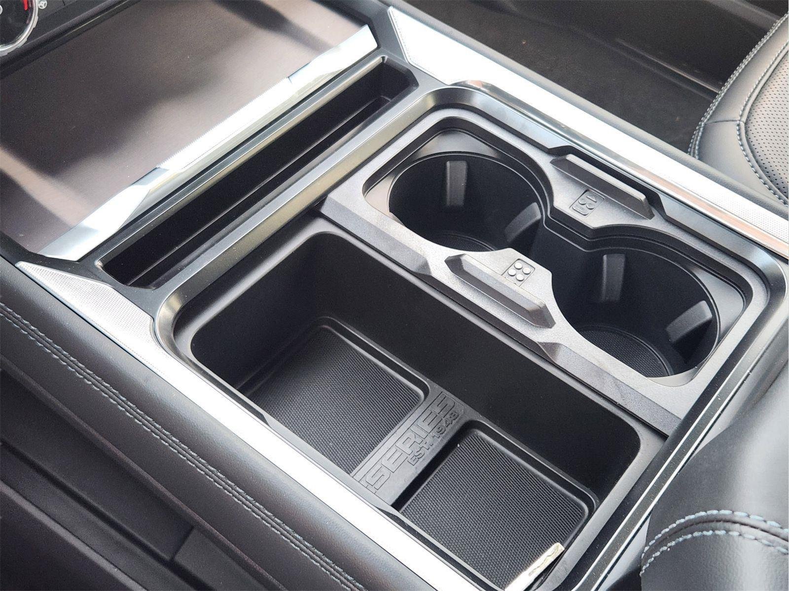 New 2026 Star White Metallic Tri-Coat Ford F-250® Platinum® image 15