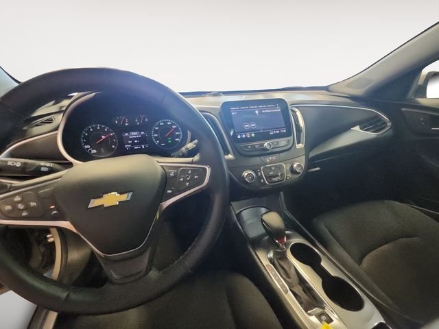 2024 Chevrolet Malibu RS - Photo 10
