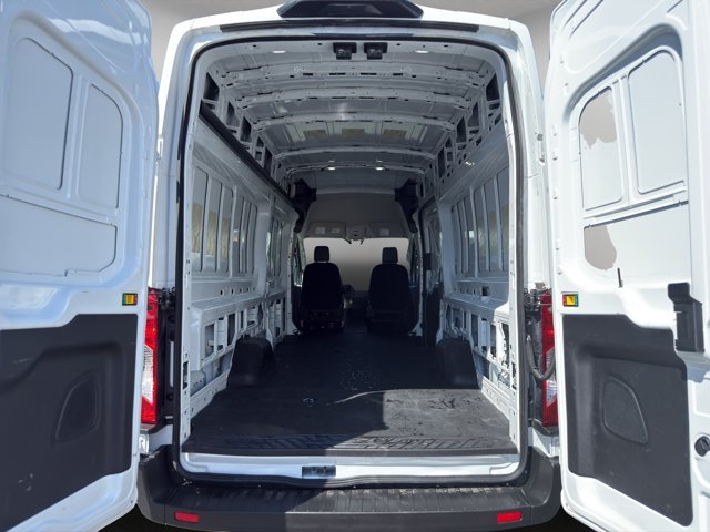 Used 2025 White Ford  image 22