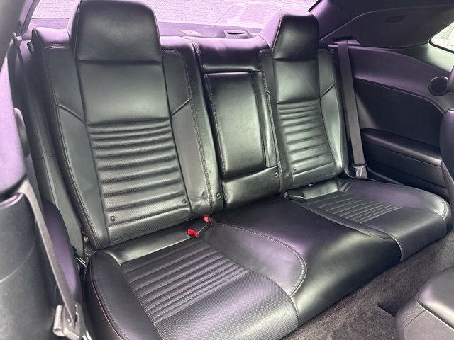 Used 2016 Pitch Black Clearcoat Dodge R/T Plus Shaker image 11
