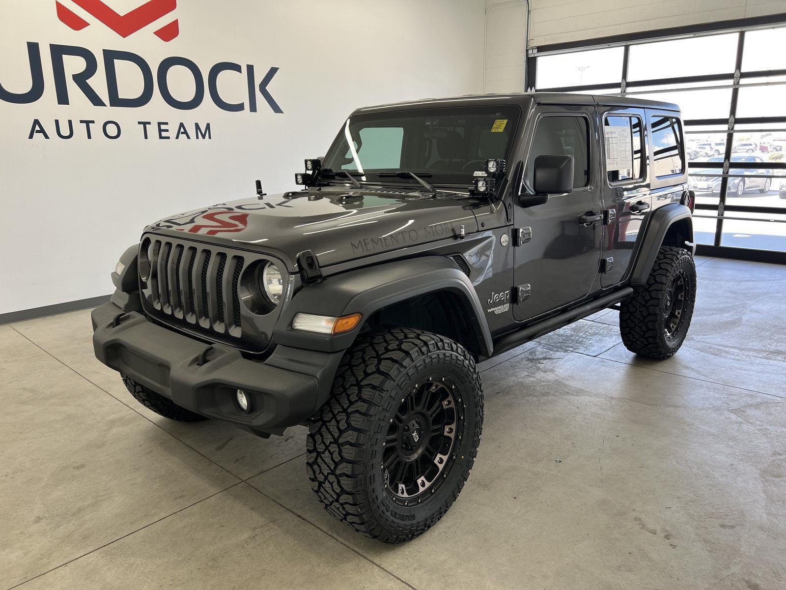 Used 2019 Granite Crystal Metallic Clearcoat Jeep Sport S image 6