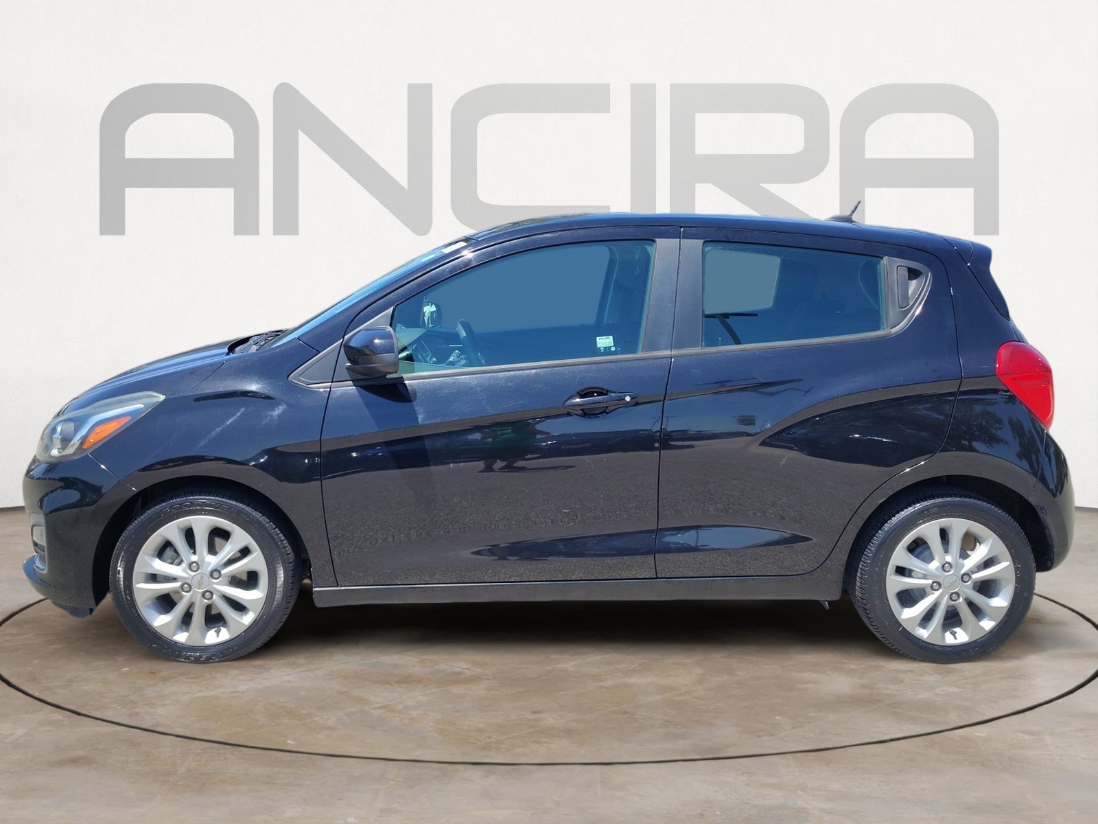 Used 2020 Mosaic Black Chevrolet LT image 7