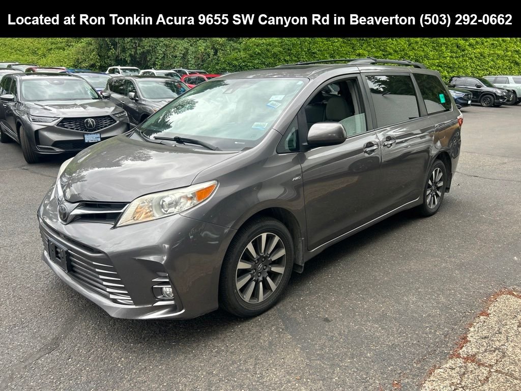 Used 2018 Predawn Gray Mica Toyota XLE image 8