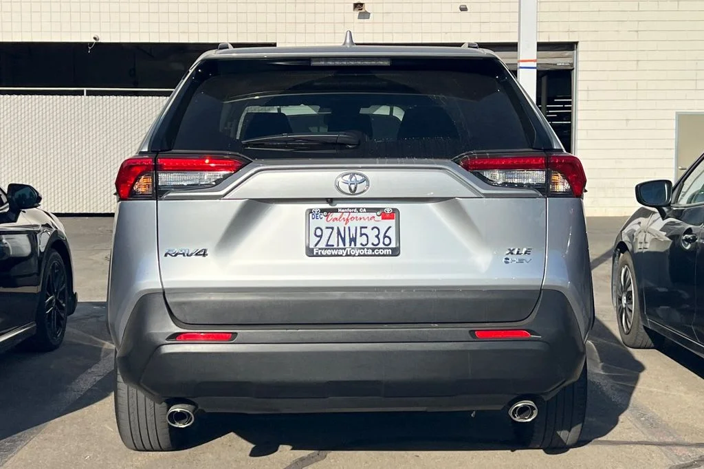 Certified Used 2025 Silver Toyota XLE image 7