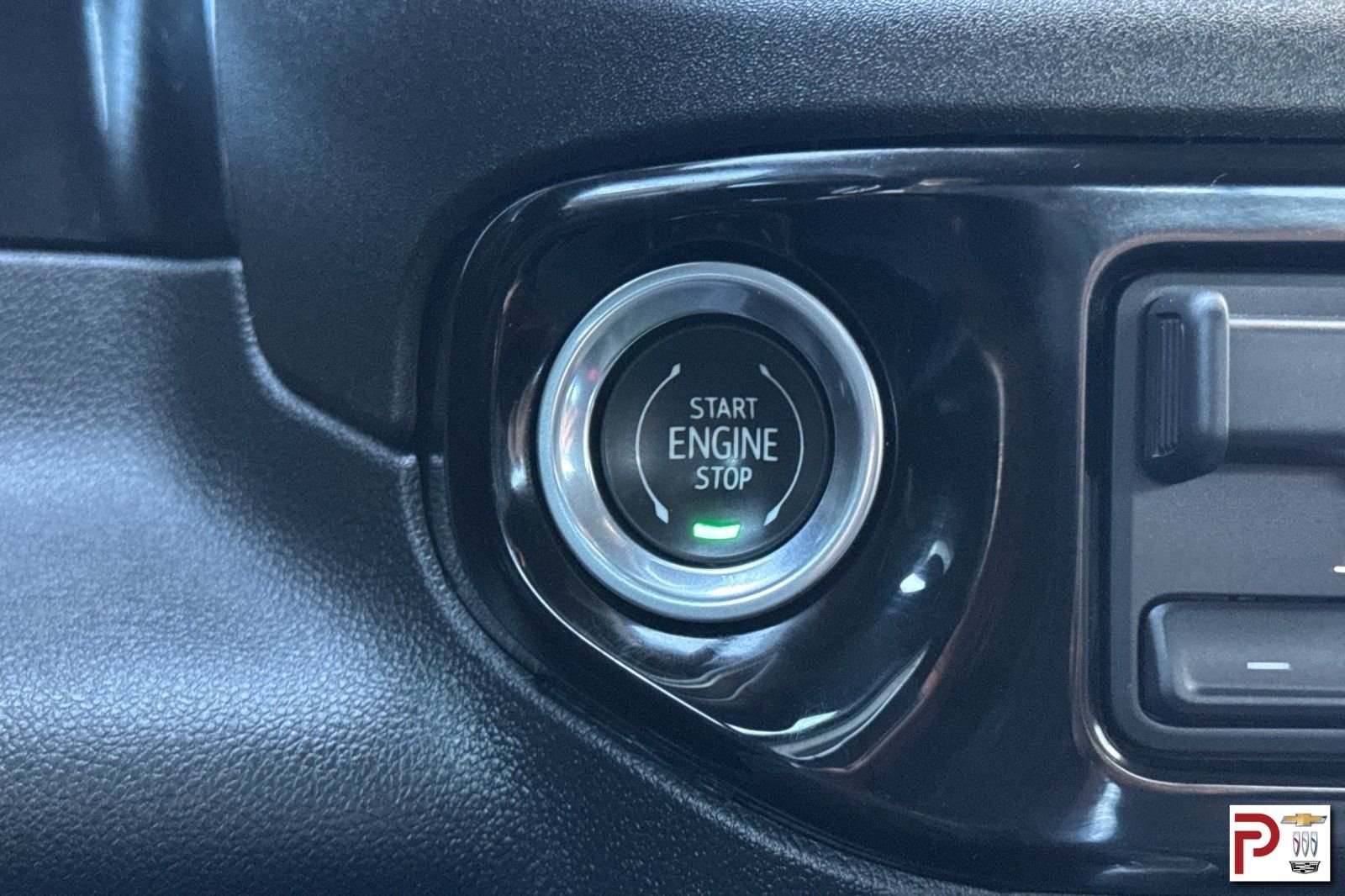 Used 2024 Red GMC SLT image 26