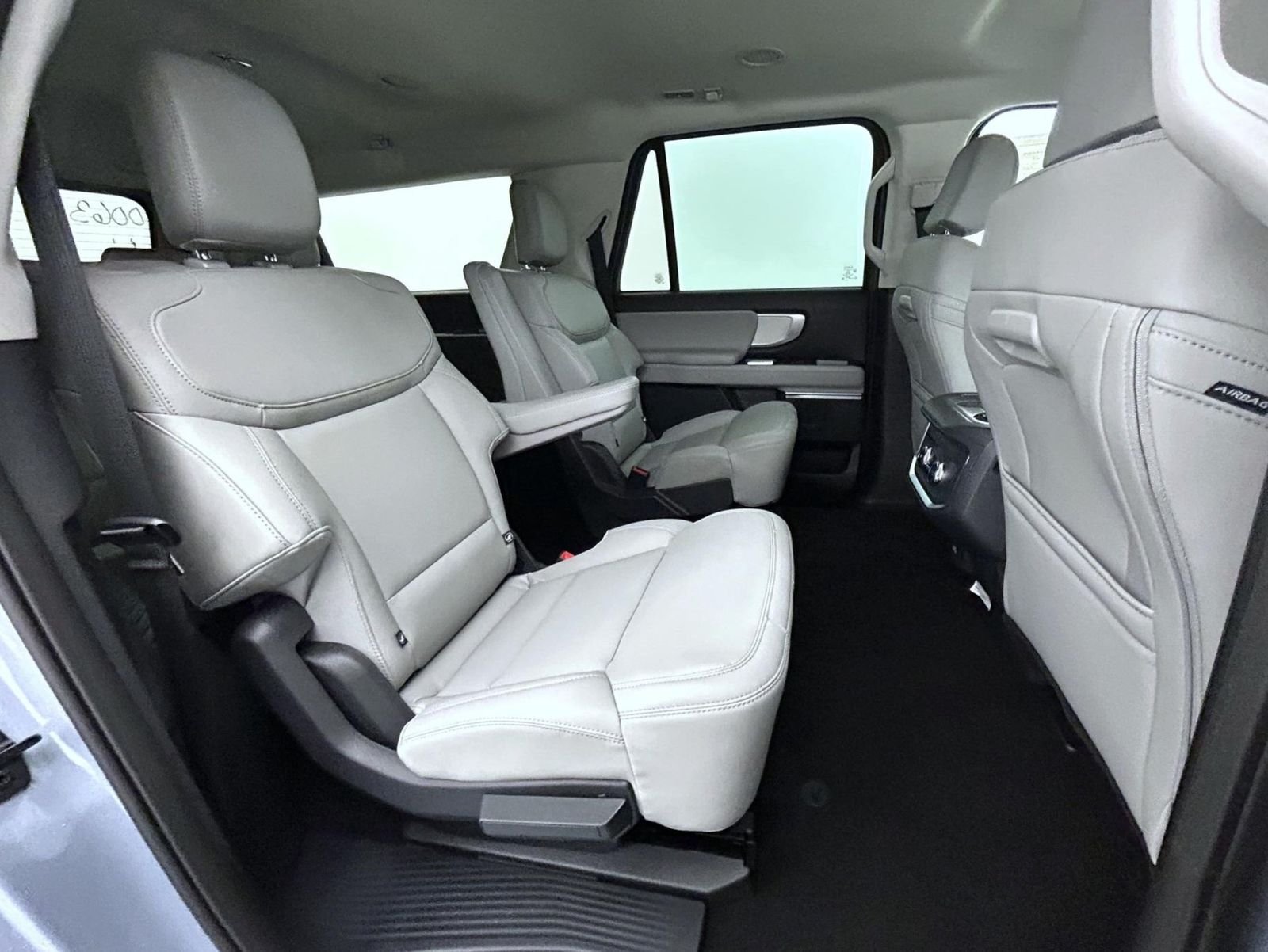 New 2027 Glacier Gray Metallic Tri-Coat Ford Active image 18