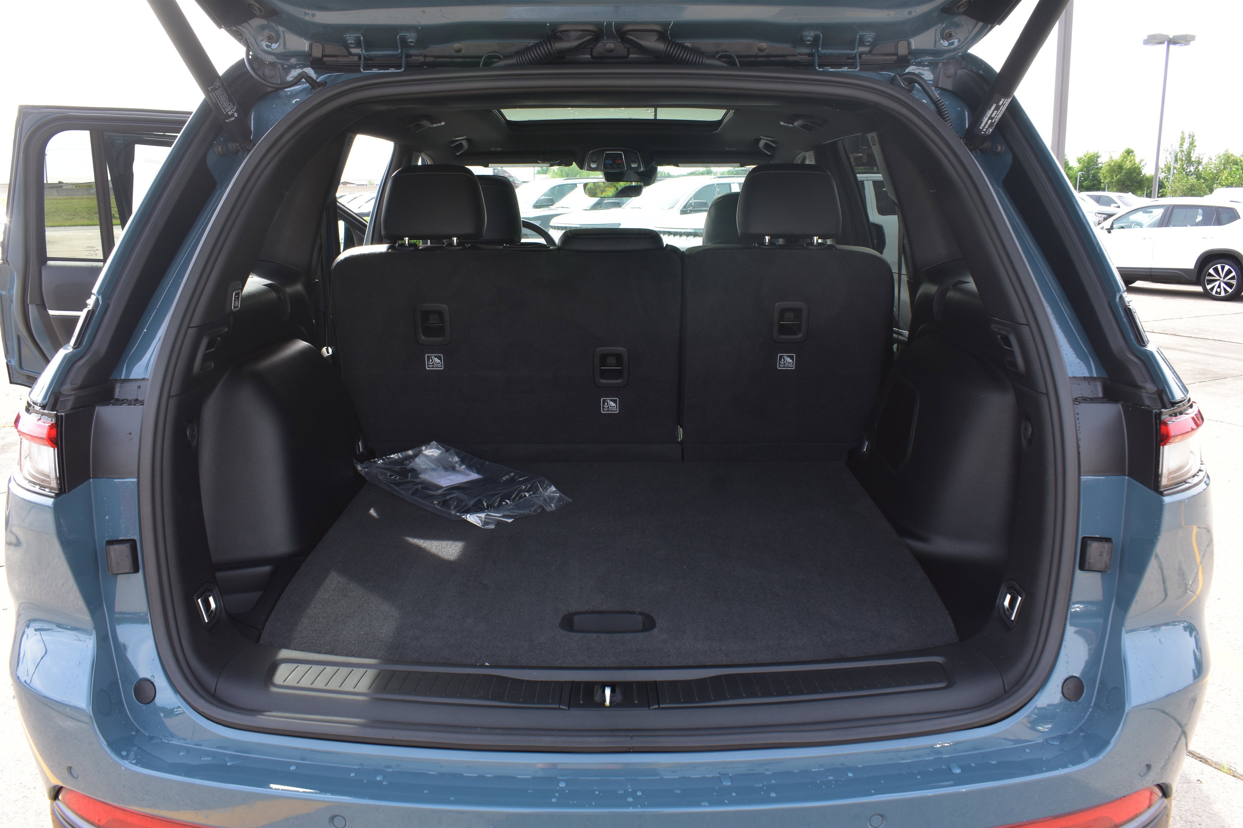 New 2026 Steel Blue Exterior Paint Jeep Limited image 17