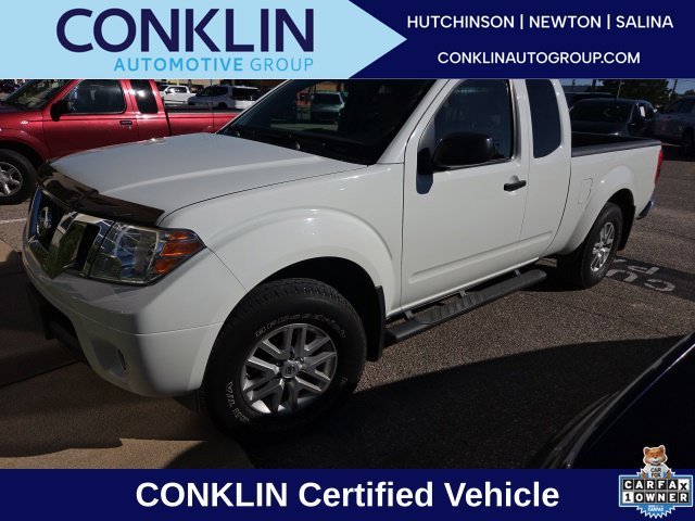 Used 2016 Glacier White Nissan SV image 1