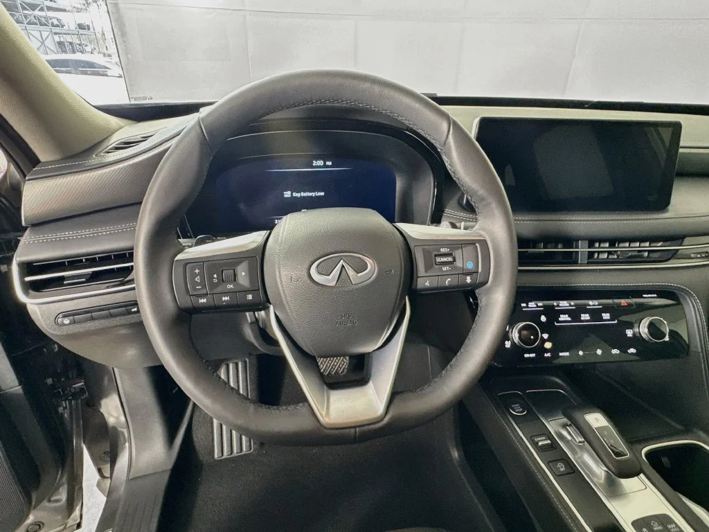Certified Used 2024 Gray INFINITI LUXE image 14