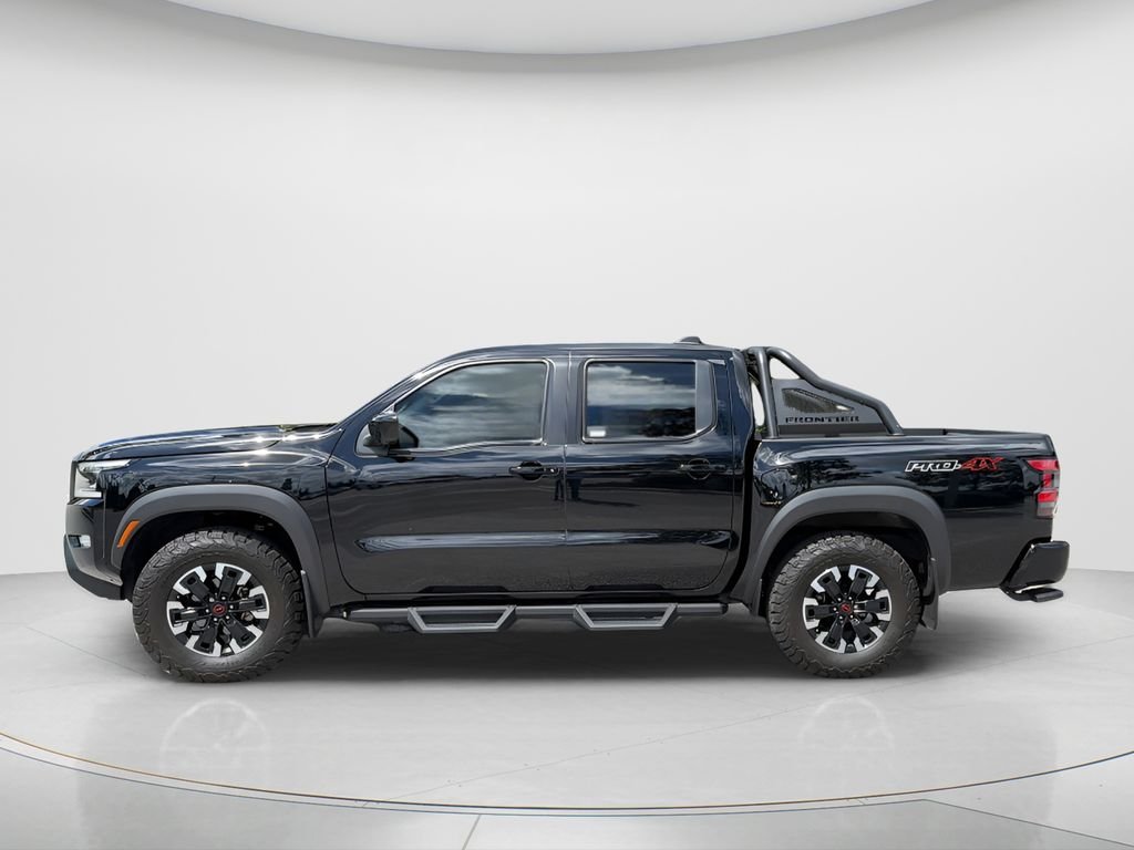Used 2022 Black Nissan PRO-4X image 9