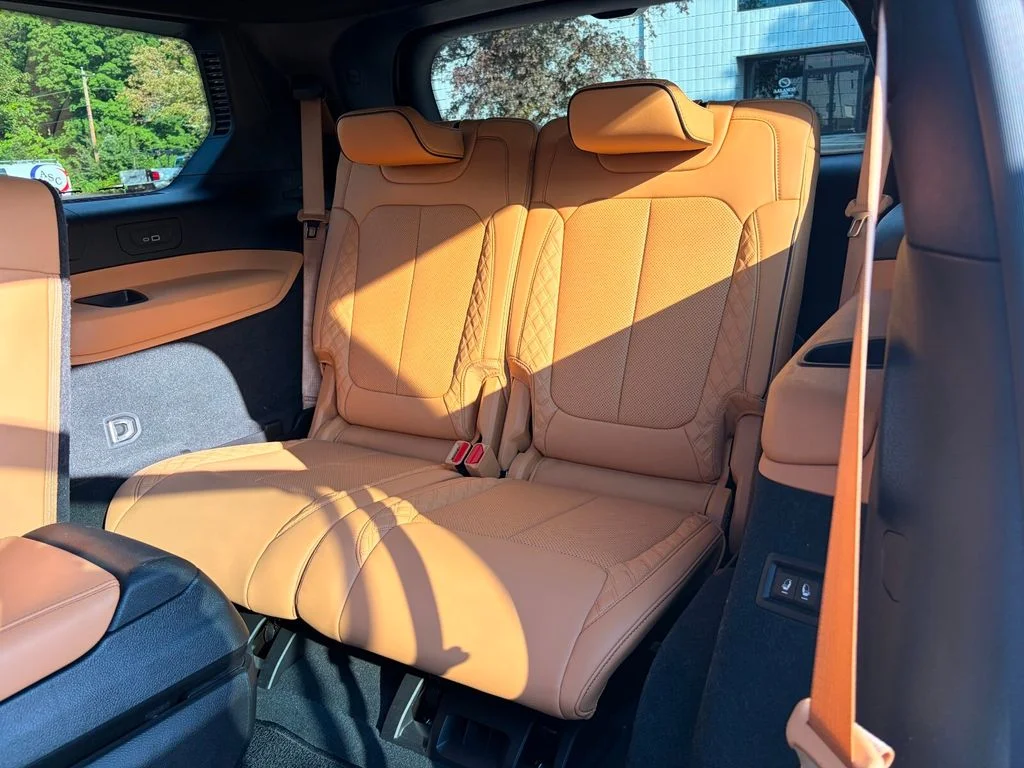 Used 2023 White Jeep Summit image 19