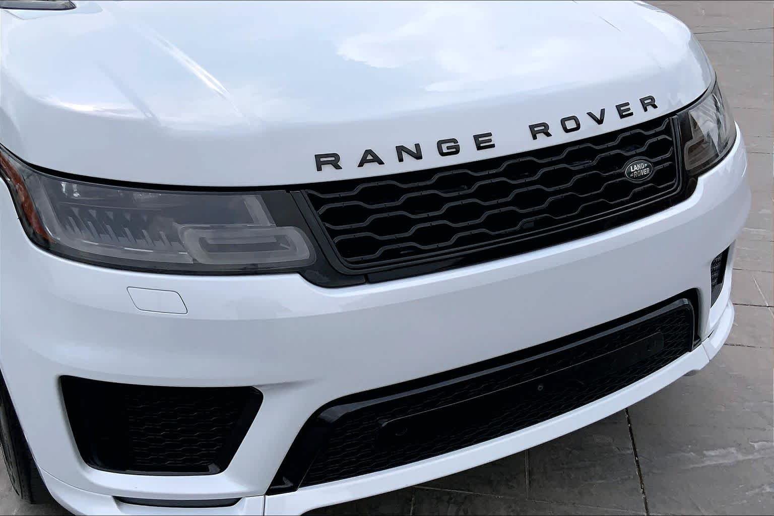 Used 2019 Meribel White Pearl Land Rover Dynamic image 30