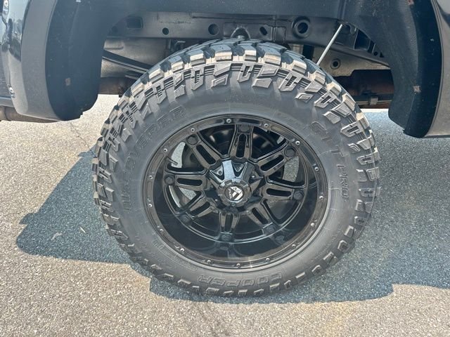 Used 2018 Shadow Black Ford XLT image 7