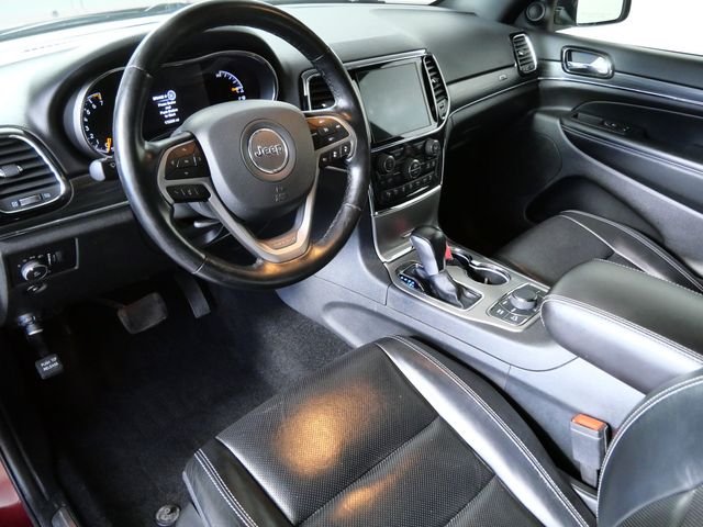 Used 2021 Red Jeep Limited image 3
