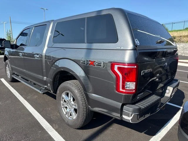 Used 2015 Magnetic Metallic Ford XLT image 3