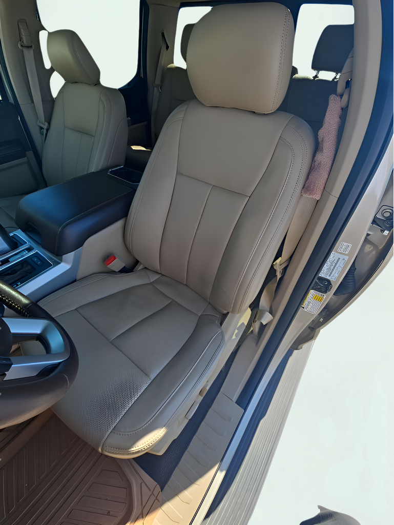 2018 Ford F-150 Lariat - Photo 10