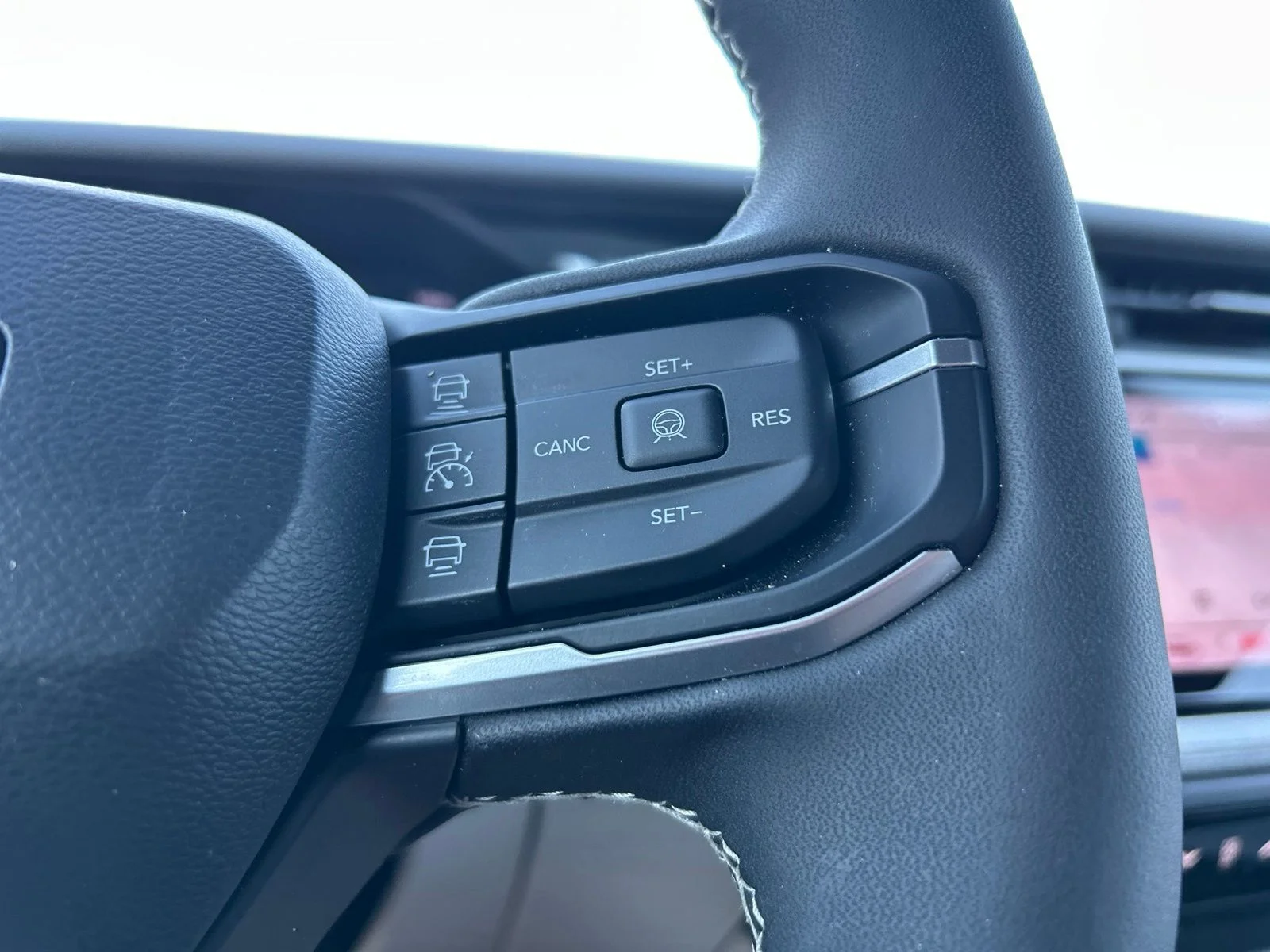 Used 2026 Blue Pearl Jeep Laredo image 15