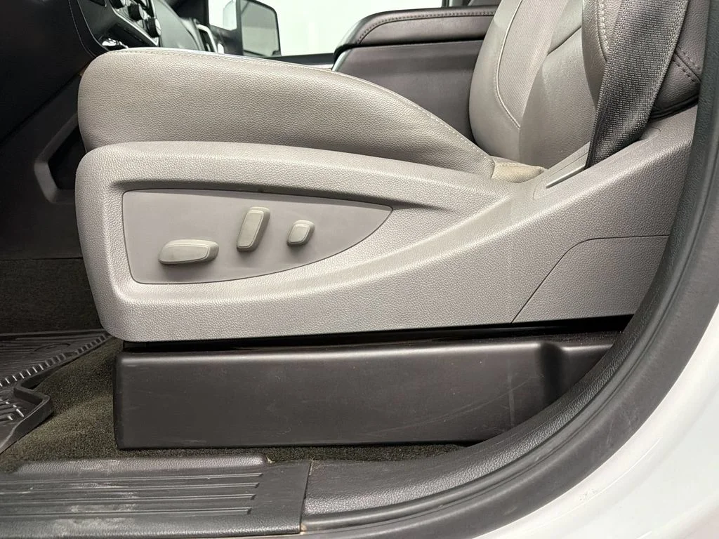 Used 2017 Summit White Chevrolet LTZ image 15