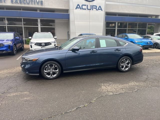 Used 2024 Canyon River Blue Metallic Honda EX image 39