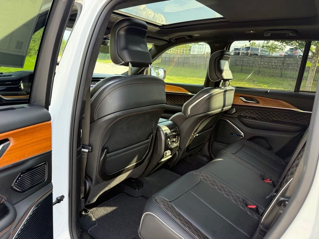 Used 2024 White Jeep Summit image 26