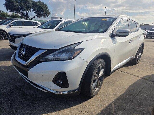 Used 2019 Pearl White Tricoat Nissan Platinum image 6