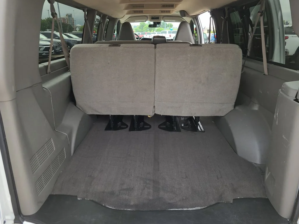 Used 2024 White Chevrolet LT image 14
