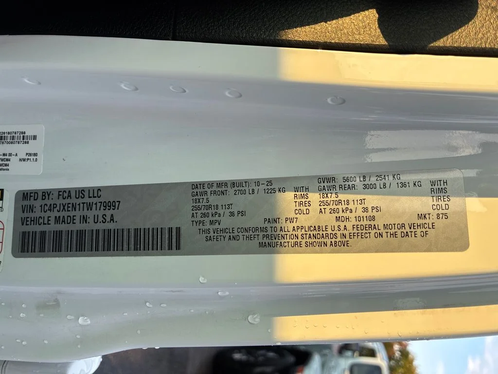 Used 2026 White Jeep Sahara image 10