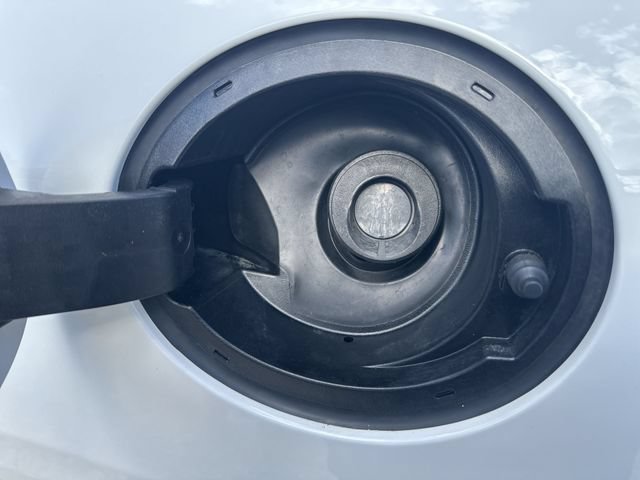 Used 2020 (Includes Satin Nickel lower exterior accent color.) Buick Essence image 47