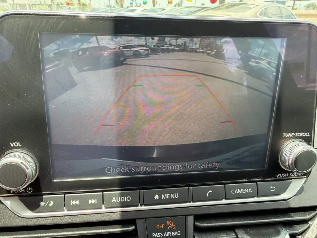 2023 Nissan Altima SV - Photo 13
