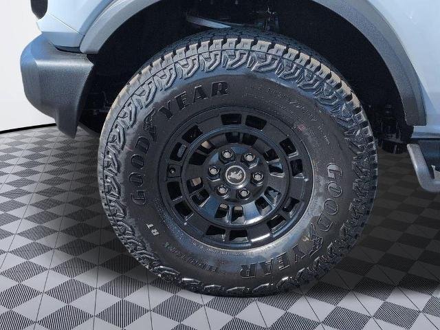 New 2026 Avalanche Gray Ford Outer Banks® image 32