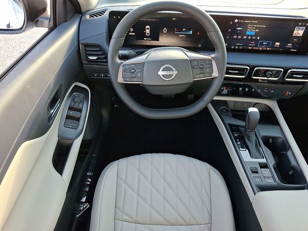 New 2026 White Nissan SL image 7